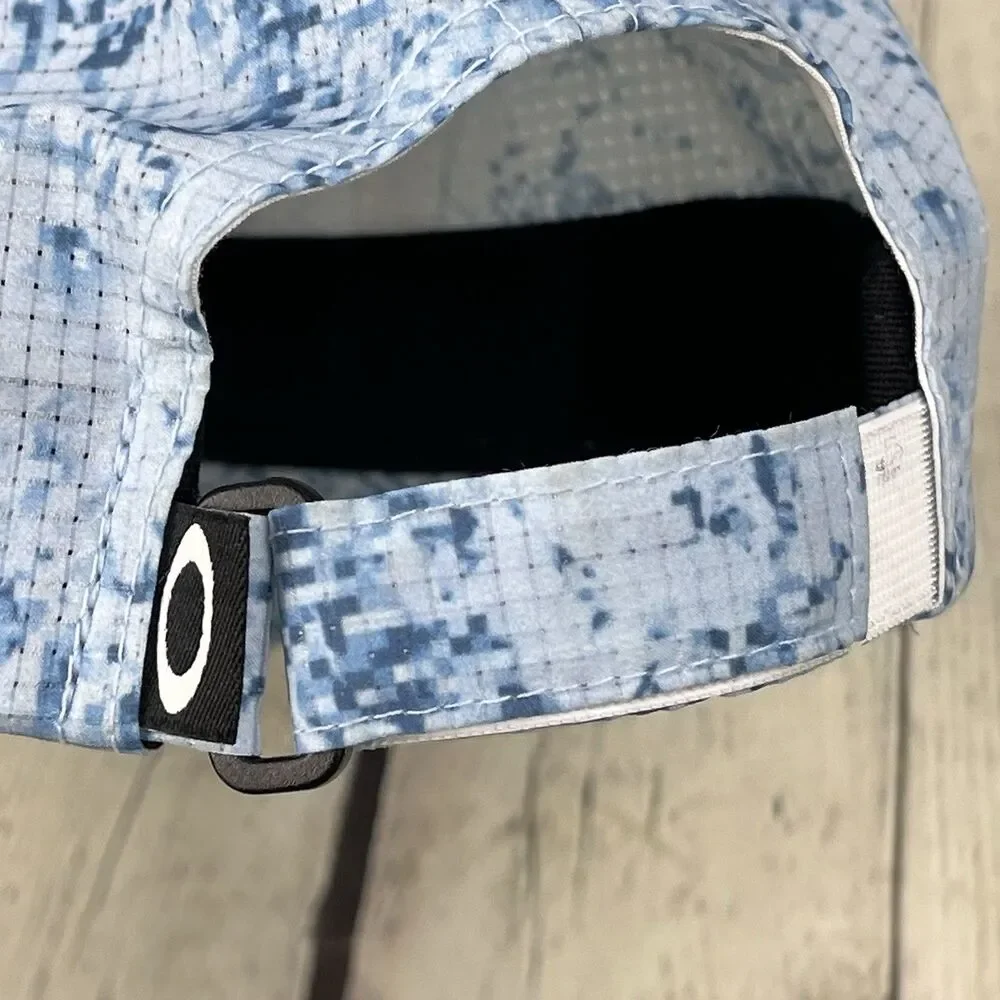 OAKLEY Sand Camo Hat Mens Cap Blue Water Repellent Adjustable One Size